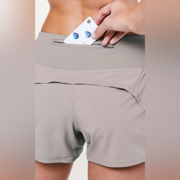 Lululemon Run Times Short II in Dark Chrome - Size 4 - Picture 3 of 9